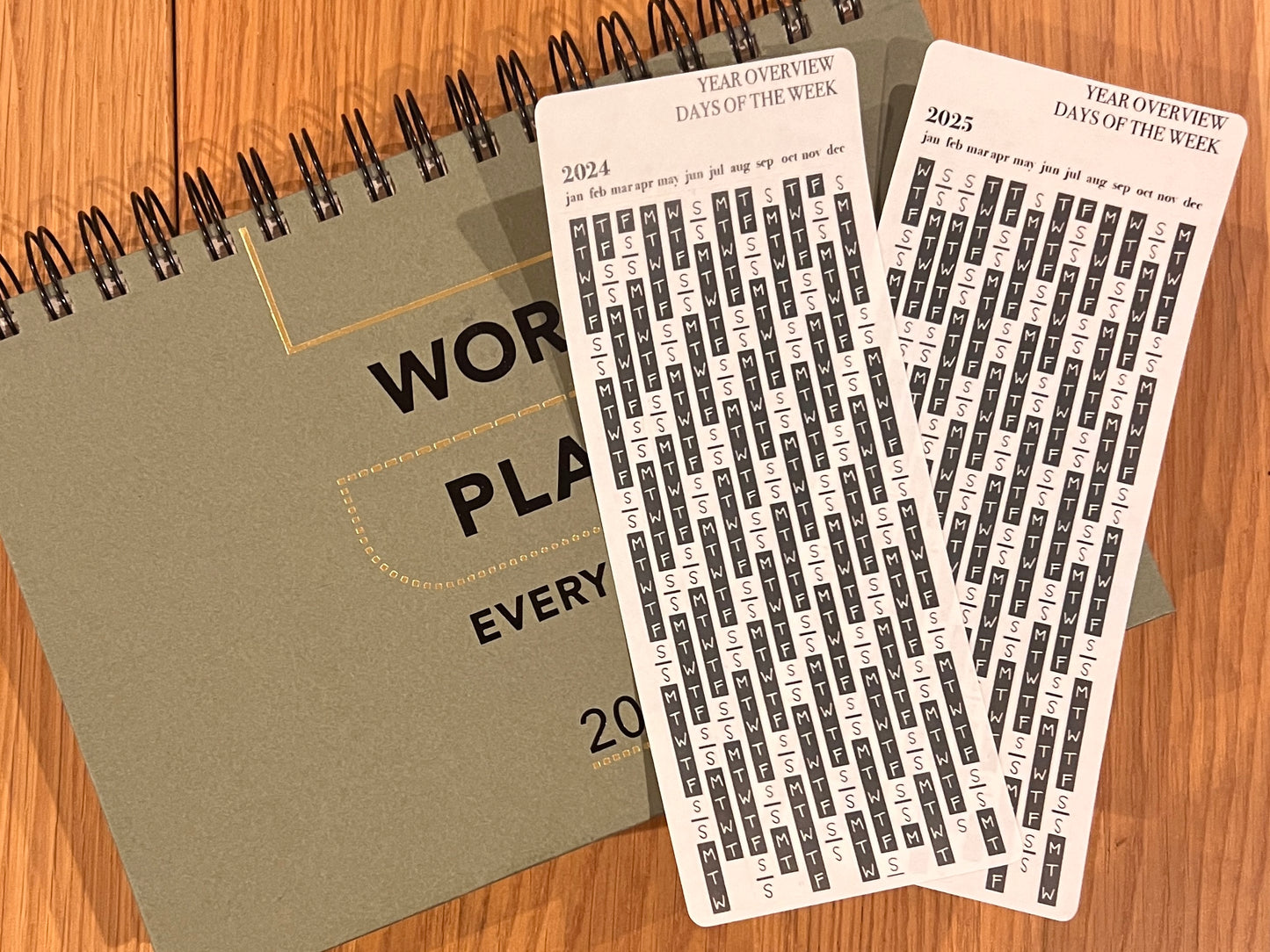 Days of the Week labels (for Year Overview)